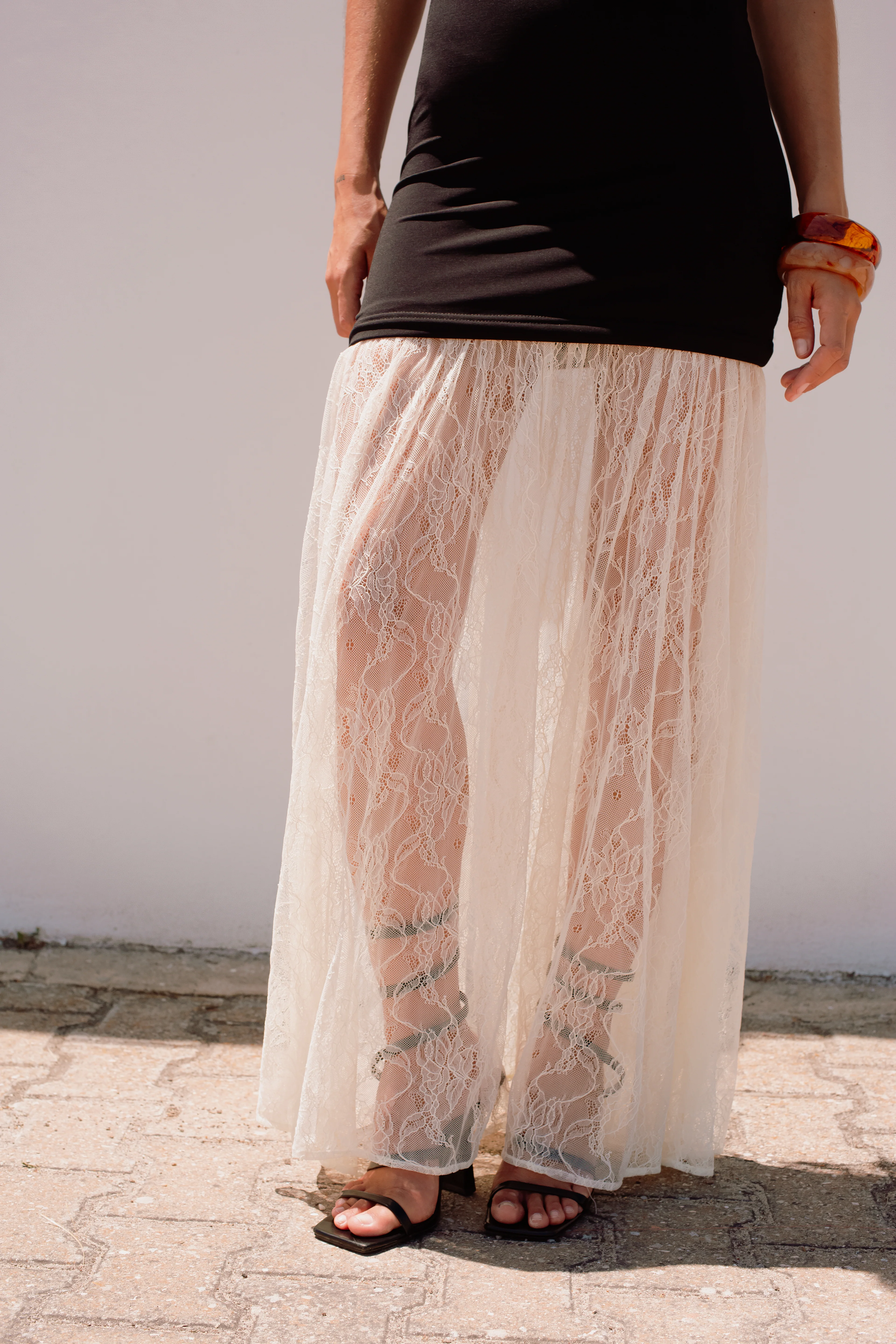 Robe Angie bi-matières noir et dentelle écru - Image 4